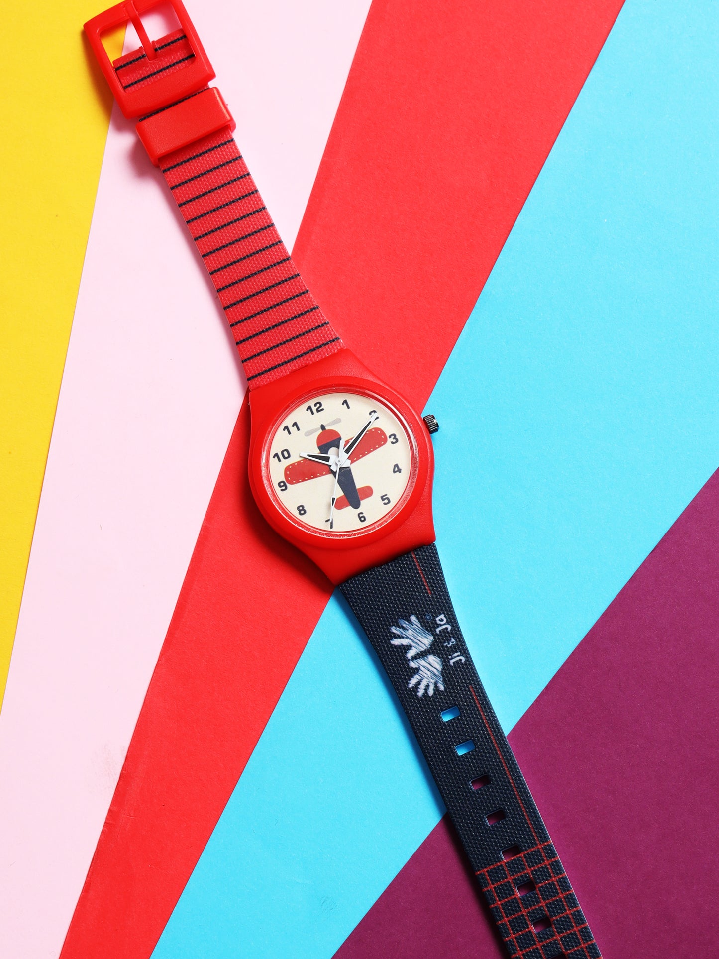 Kid’s Airplane Graphic Dial Analog Watch with Red Case & Dual-Tone Silicone Strap - JJ231